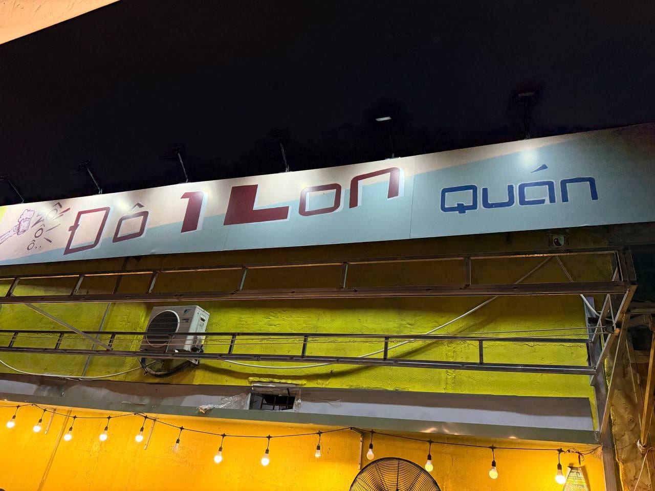 Đô 1 Lon Quán in Ho Chi Minh City, Vietnam