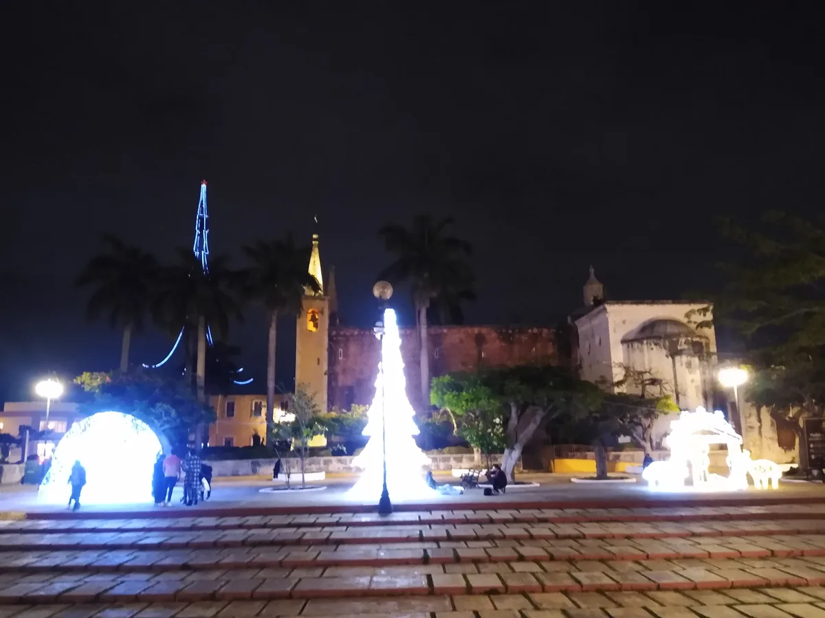 Parque de Santa Ana in Merida, Mexico