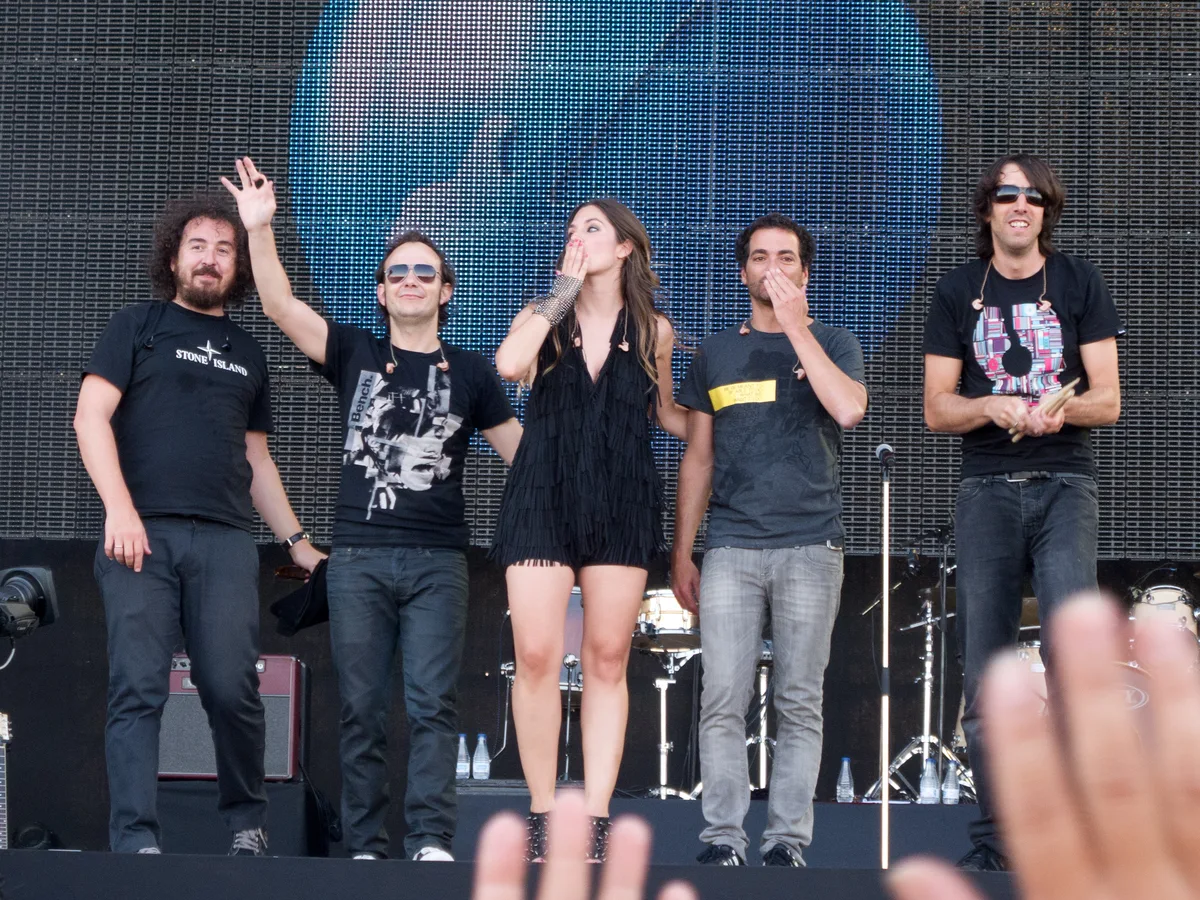 La Oreja de Van Gogh (with Amaia Montero) in Barcelona, Spain