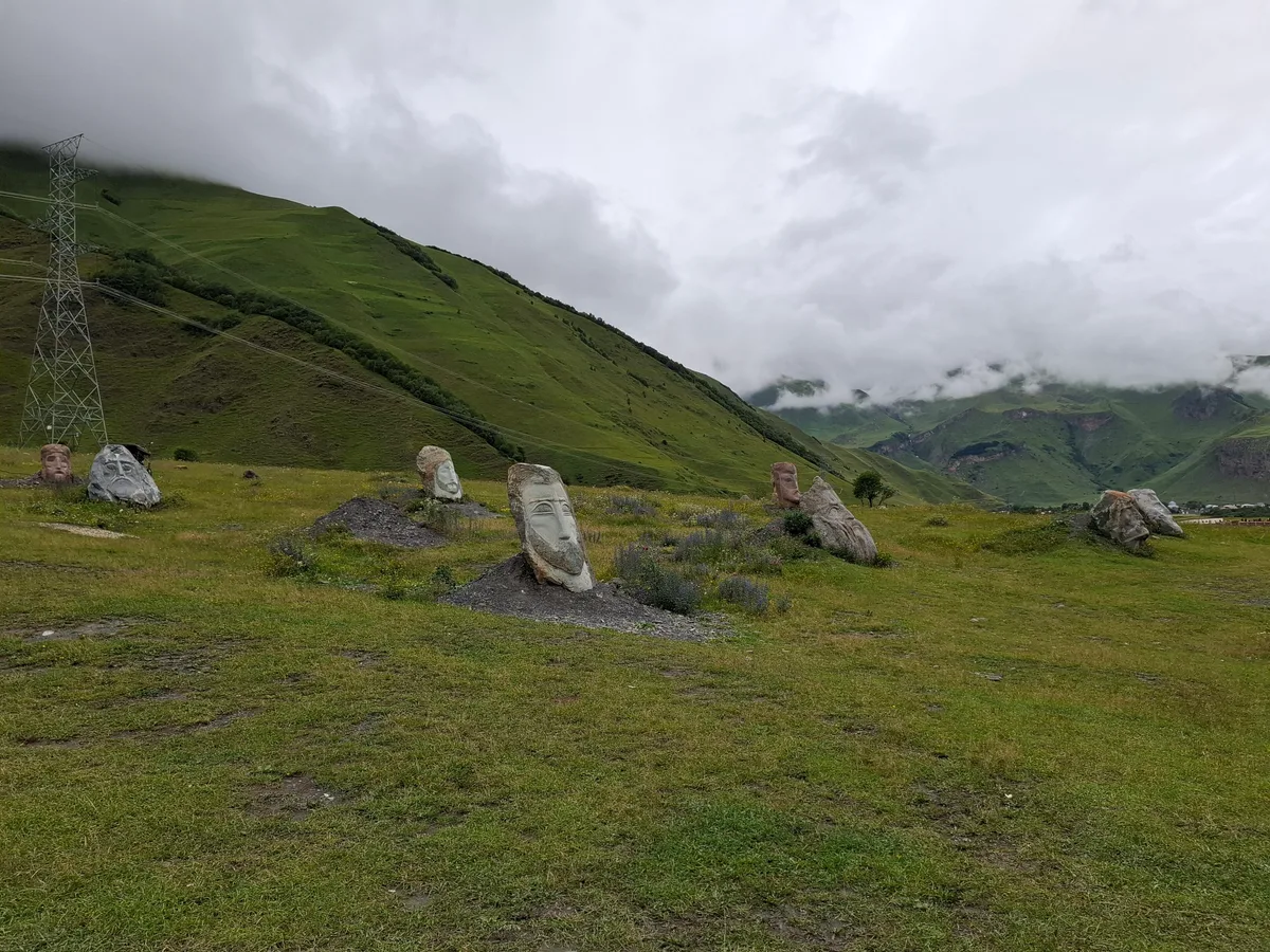 Gigantic Sculptures by Merab Phiranishvili. — Stepantsminda