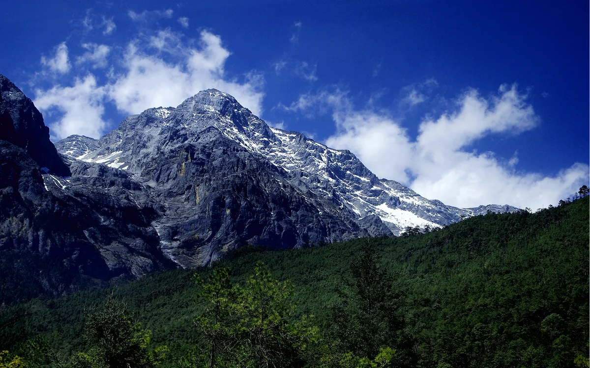 Blue Moon Valley in Lijiang, China