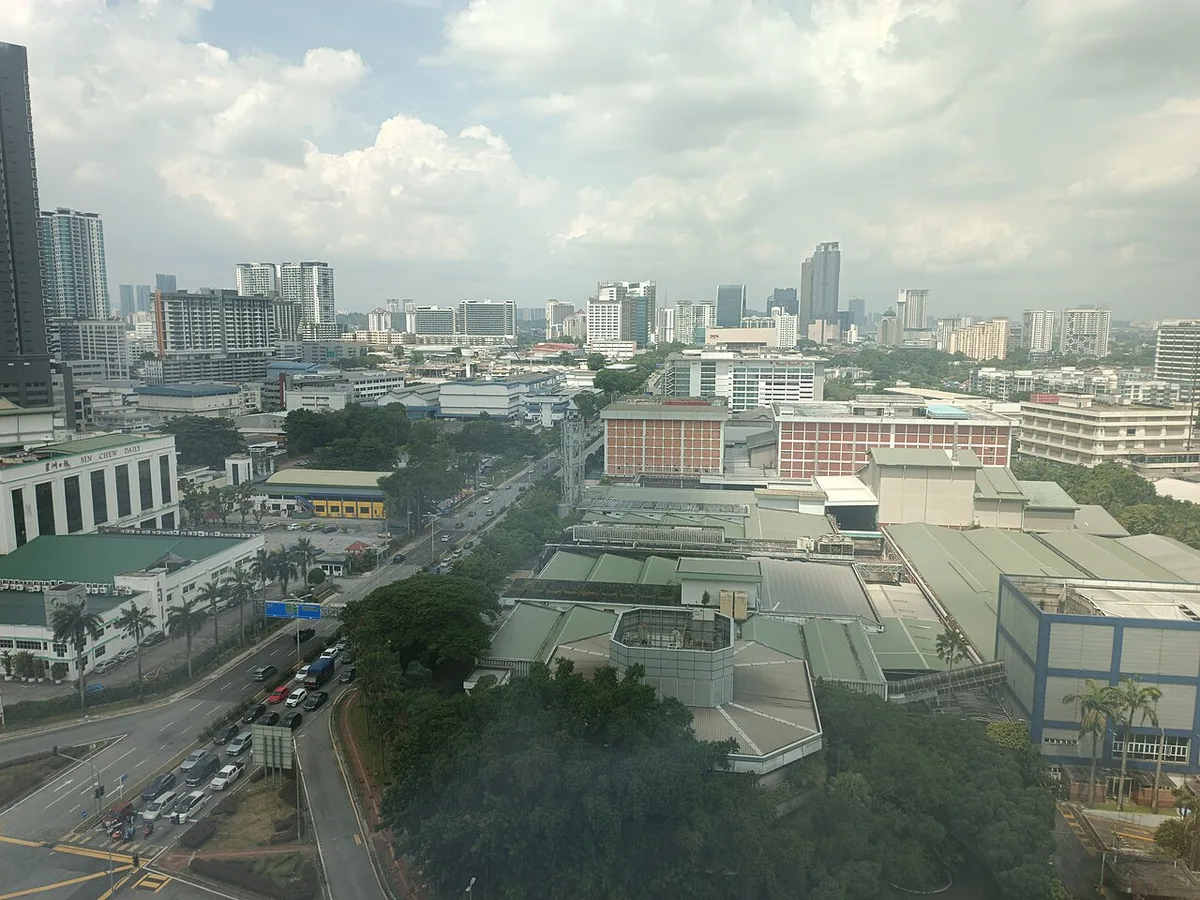 wave to earth - the pieces tour in Petaling Jaya, Malaysia