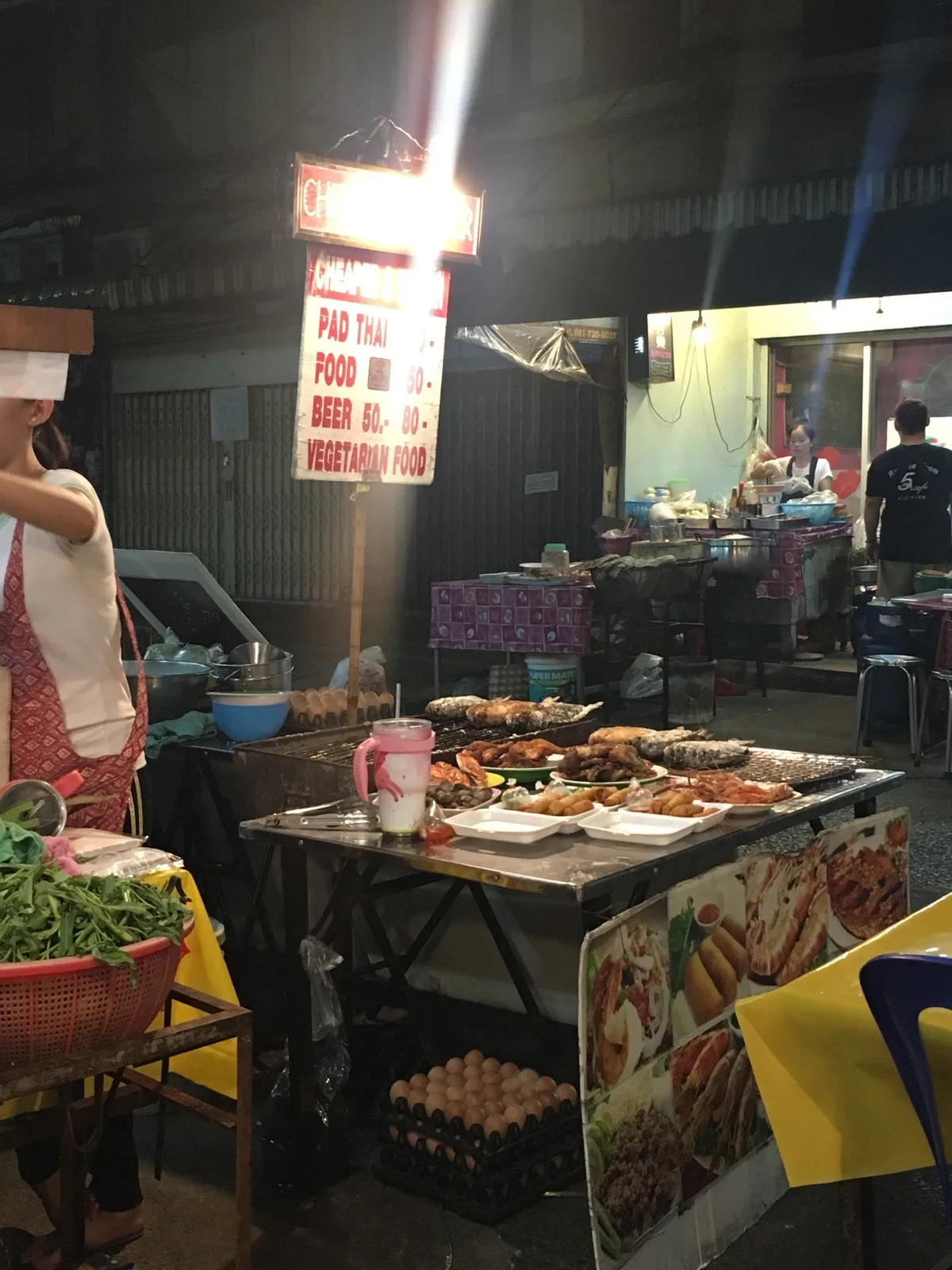 Cheaper & Better Street Food in Bangkok, Thailand