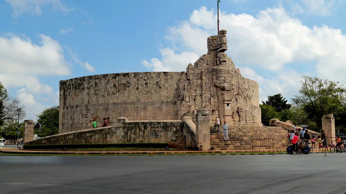 Monumento a La Patria in Merida, Mexico
