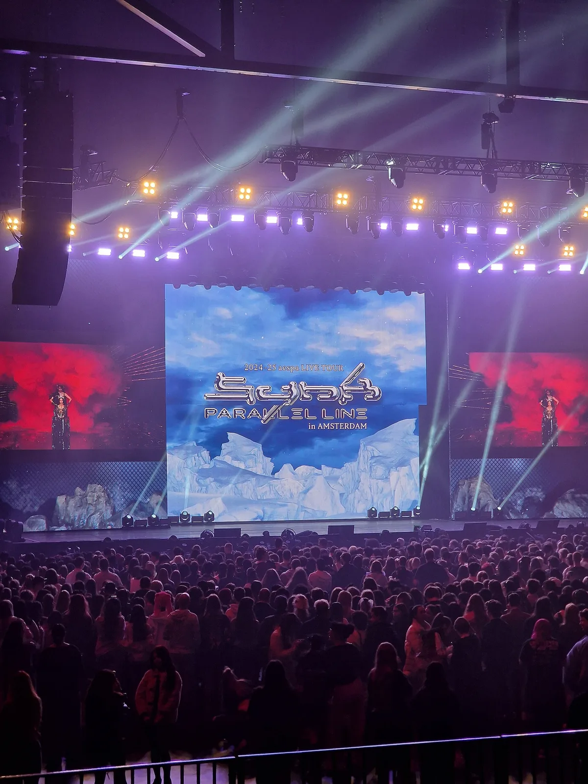 aespa SYNK: COMPLÆXITY Tour in Paris, France
