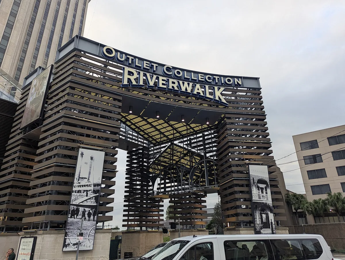 Riverwalk Outlets in New Orleans, United States
