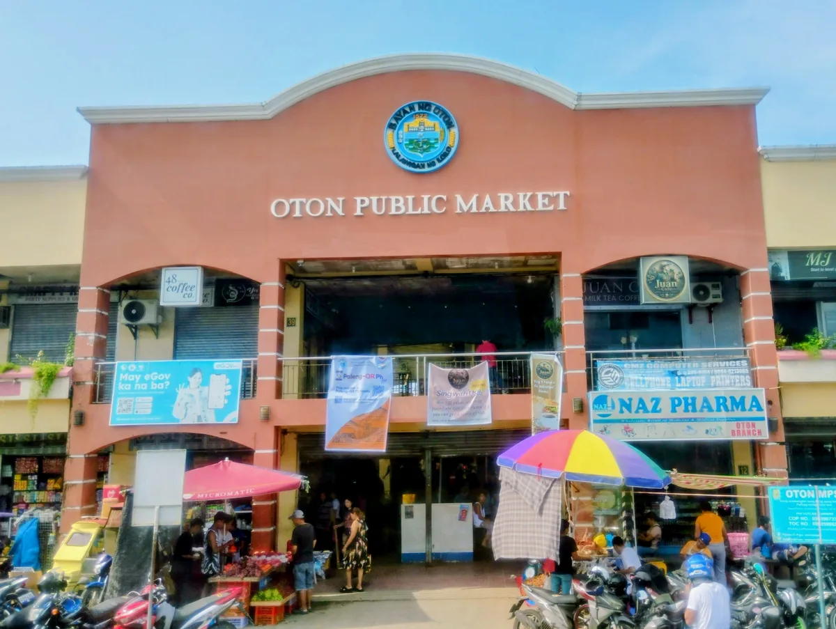 Oton Public Market in Iloilo, Philippines