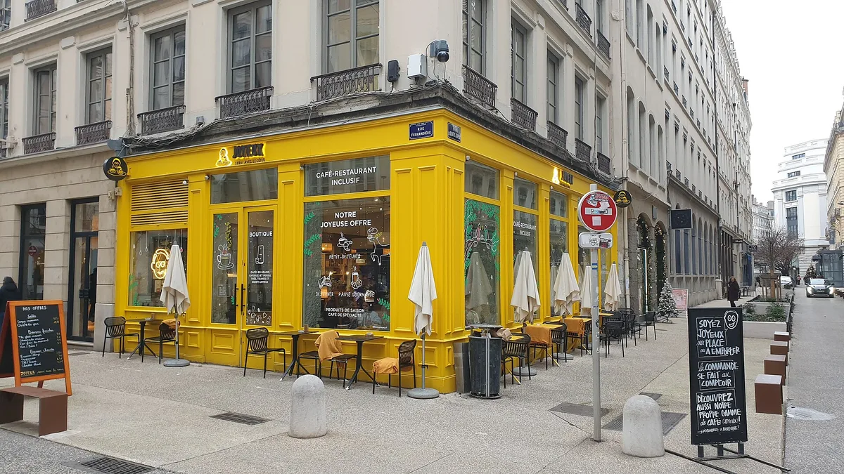 Café Joyeux in Lyon, France