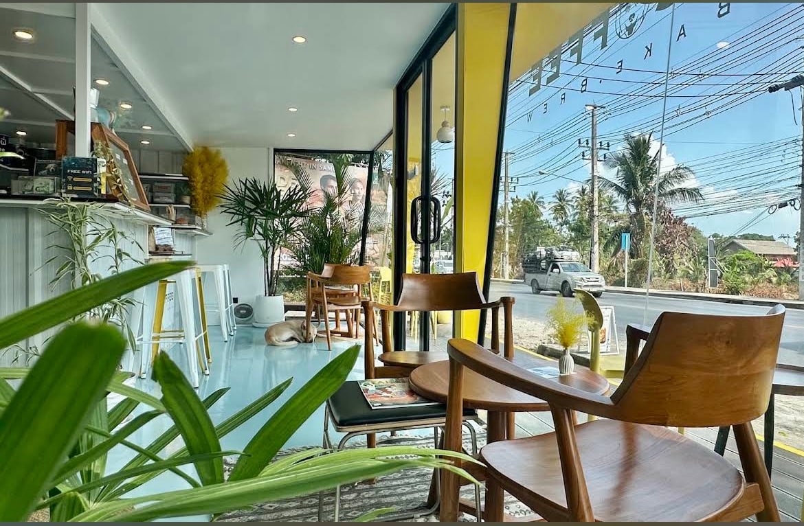 Izzy’s Specialty Coffee in Koh Samui, Thailand