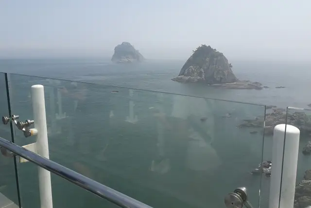 Oryukdo Skywalk: Busan Travel Guide (4.3★) — Busan