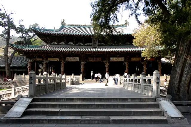 Jinci: Taiyuan Travel Guide — Taiyuan