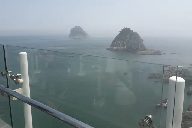Oryukdo Skywalk: Busan Travel Guide (4.3★) — Busan