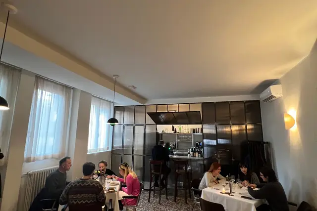 Sandì: Milan Travel Guide — Milan