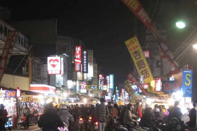 Wenhua Road Night Market: Chiayi Travel Guide (4.2★) — Chiayi