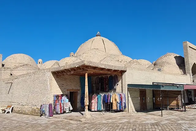 Toqi Zargaron: Bukhara Travel Guide (4.5★) — Bukhara