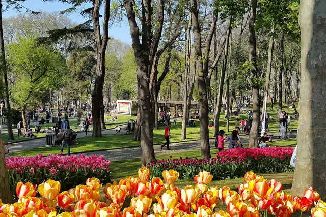 Gülhane Park: Istanbul Travel Guide (4.7★) — Istanbul