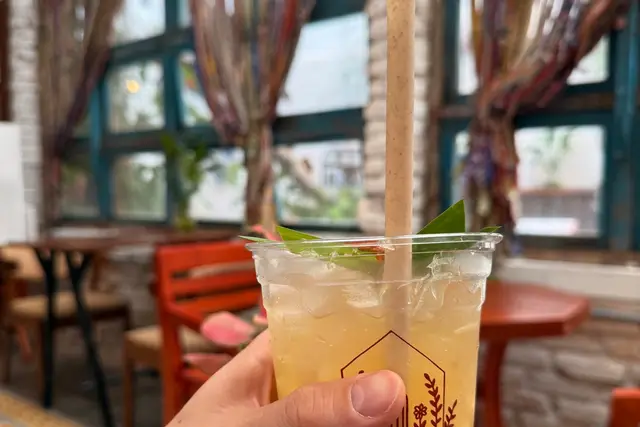 Nha He Coffee Shop: Nha Trang Travel Guide — Nha Trang