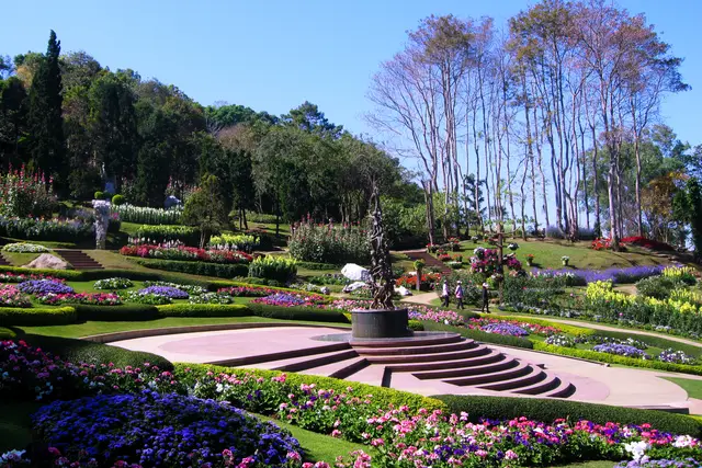 Mae Fah Luang Garden: Chiang Rai Travel Guide (4.7★) — Chiang Rai