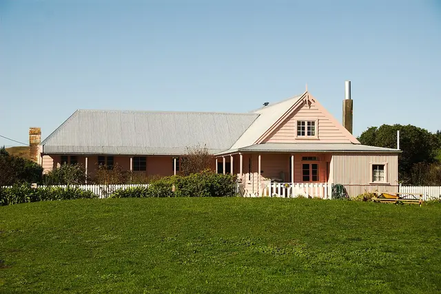 Fyffe House: Kaikoura Travel Guide (4.5★) — Kaikoura
