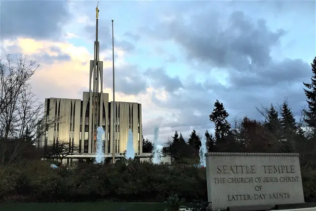 Seattle Washington Temple: Travel Guide (4.9★) — Seattle