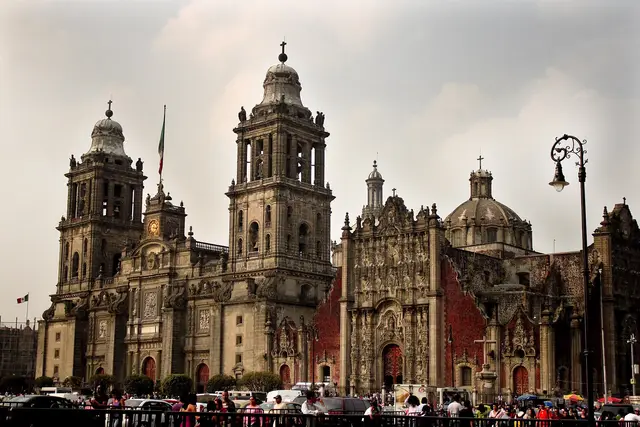 Mexico City Metropolitan Cathedral: Travel Guide (4.7★) — Mexico City