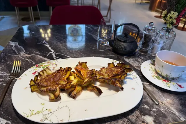 Maché: Madrid Travel Guide — Madrid