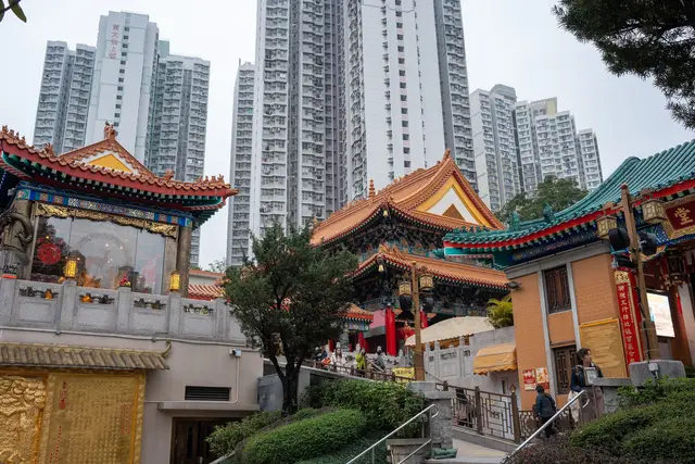 Sik Sik Yuen Wong Tai Sin Temple: Mong Kok Travel Guide — Mong Kok