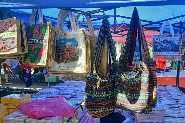 Gaya Street Market: Kota Kinabalu Travel Guide (4.4★) — Kota Kinabalu