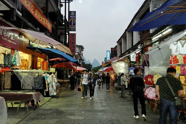 Xijie Pedestrian Street: Guilin Travel Guide (4.1★) — Guilin