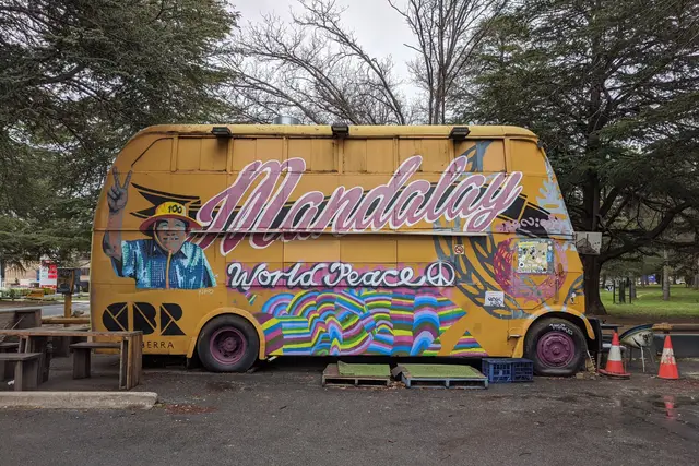 The Mandalay Bus: Where to Eat in Canberra (4.7★) — Canberra