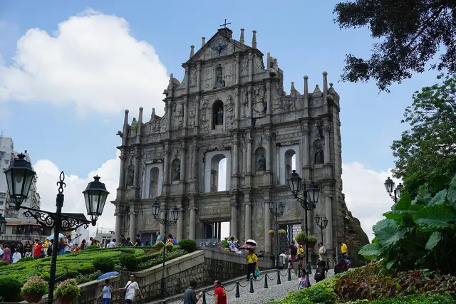 Ruins of Saint Paul's: St. Lazarus Quarter Travel Guide — St. Lazarus Quarter