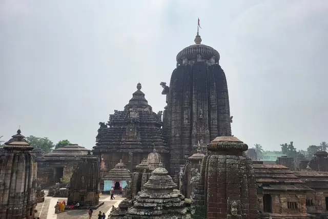 Lingaraj Temple: Bhubaneswar Travel Guide (4.7★) — Bhubaneswar