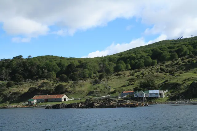 Estancia Túnel: Ushuaia Travel Guide (4.8★) — Ushuaia