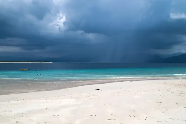 Gili Meno beach: Gili Islands Travel Guide (4.7★) — Gili Islands