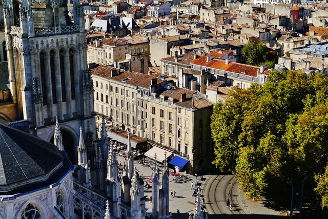 Tour Pey Berland — Bordeaux