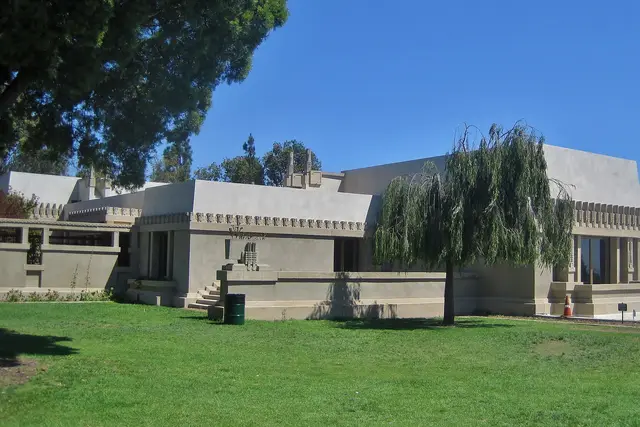 Hollyhock House: Los Angeles Travel Guide (4.5★) — Los Angeles