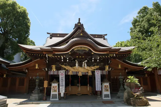 Kushida Shrine: Fukuoka Travel Guide (4.3★) — Fukuoka