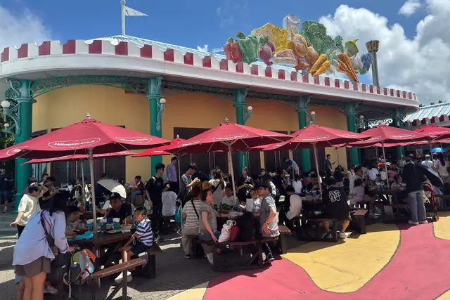 Ocean Park: Aberdeen Travel Guide (4.3★) — Aberdeen