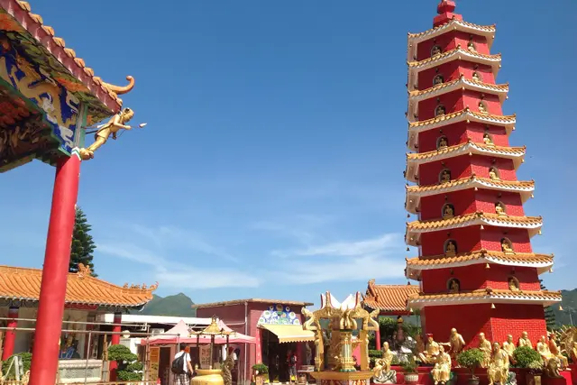 Ten Thousand Buddhas Monastery: Sha Tin Travel Guide (4.5★) — Sha Tin