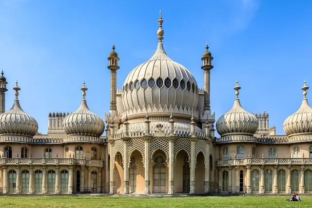 Royal Pavilion: Brighton Travel Guide (4.6★) — Brighton