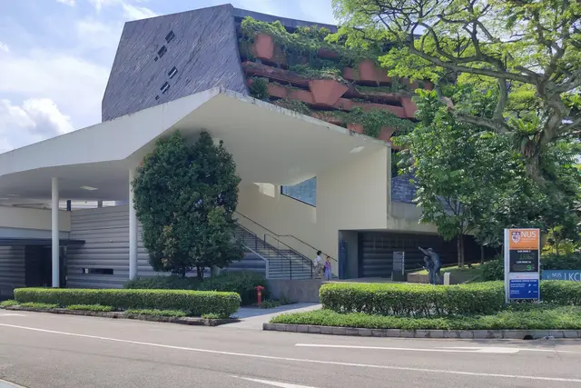 Lee Kong Chian Natural History Museum, Singapore: Travel Guide — Singapore