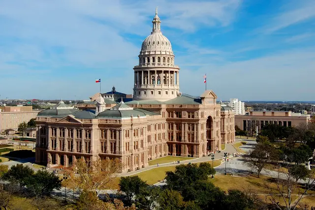 Texas Capitol: Austin Travel Guide (4.7★) — Austin