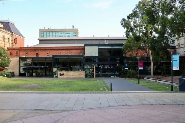 South Australian Museum: Adelaide Travel Guide (4.6★) — Adelaide