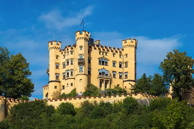 Hohenschwangau Castle: Füssen Travel Guide (4.6★) — Füssen