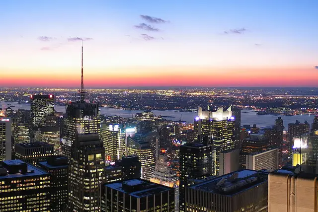 Top of The Rock: New York Travel Guide (4.7★) — New York