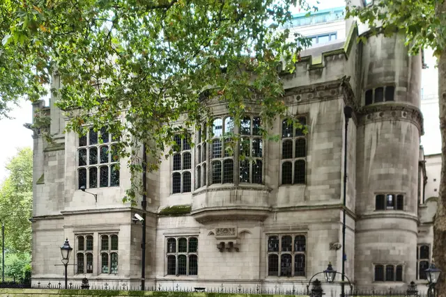 Two Temple Place: London Travel Guide (4.6★) — London