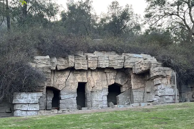 Old Los Angeles Zoo: Travel Guide (4.6★) — Los Angeles
