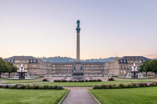 Schlossplatz: Stuttgart Travel Guide (4.6★) — Stuttgart