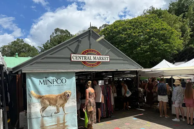 Eumundi Markets: Sunshine Coast Travel Guide (4.5★) — Sunshine Coast