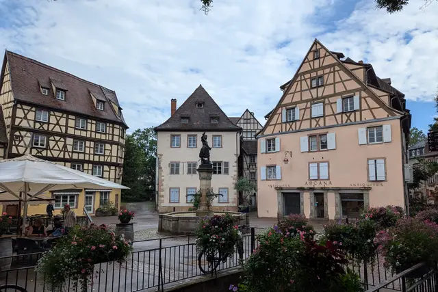 Place de l'Ancienne Douane: Colmar Travel Guide (4.8★) — Colmar